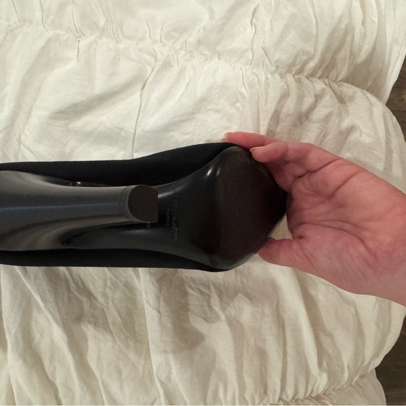 Saint Laurent Black Velvet Skirt with Branded Waistlabel - Picture 4 of 10